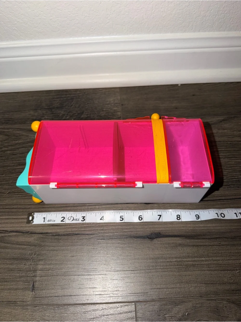 L.O.L. Surprise! OMG House Playset Refrigerator